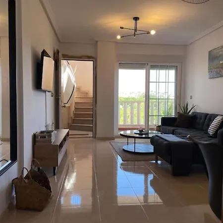 Casa Andres. Two Bed Penthouse Pool & Terrace Apartment Alicante