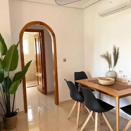 Casa Andres. Two Bed Penthouse Pool & Terrace Apartment Alicante