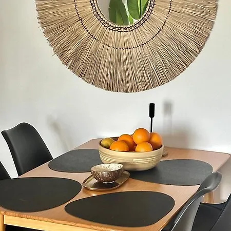 Casa Andres. Two Bed Penthouse Pool & Terrace Apartment Alicante