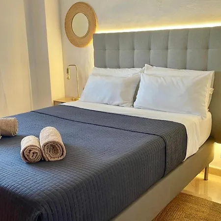 Casa Andres. Two Bed Penthouse Pool & Terrace * Alicante