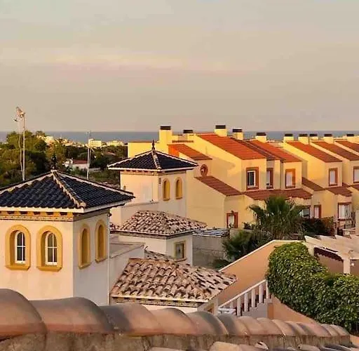 Apartment Casa Andres. Two Bed Penthouse Pool & Terrace Alicante